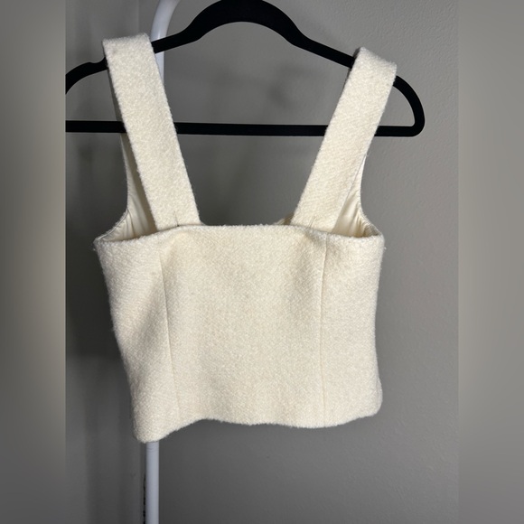 🌺Reformation Amora Cream Boucle’ Vest - Picture 3 of 8